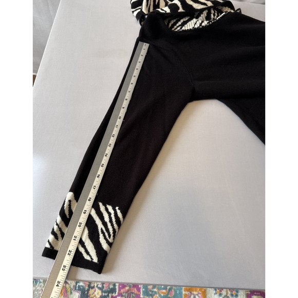 Briggs Women's 1X Chic Zebra Cowl Neck Relaxed Soft Tunic Sweater Edgy Office - Picture 8 of 9